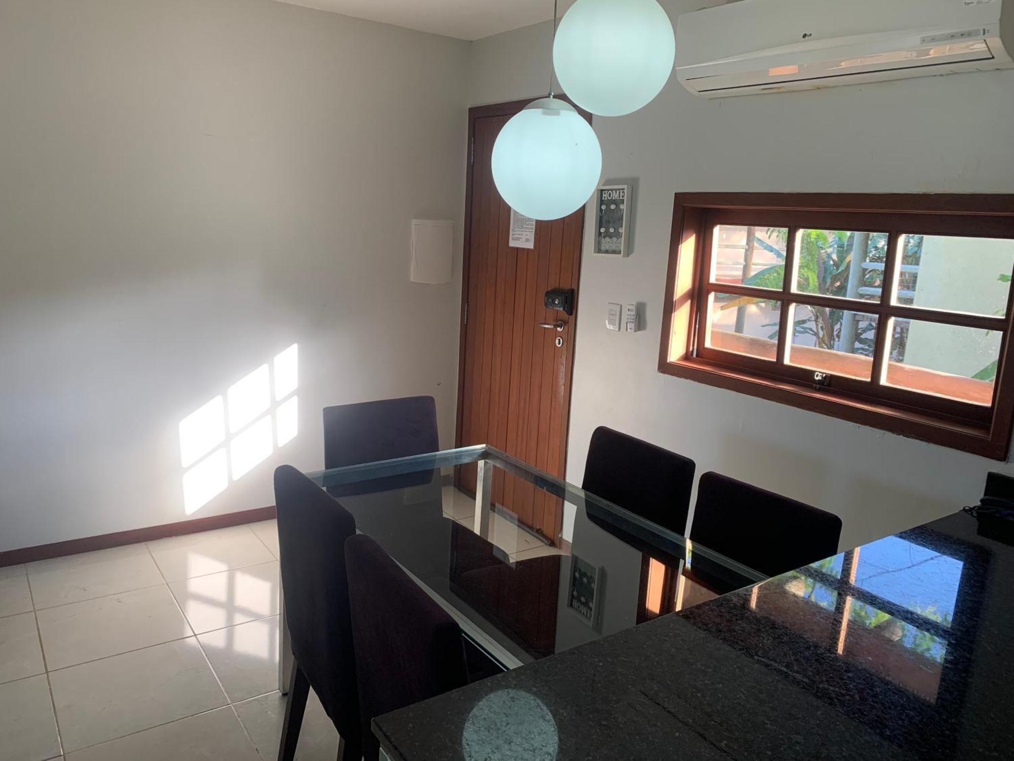 Varios No Apartment *